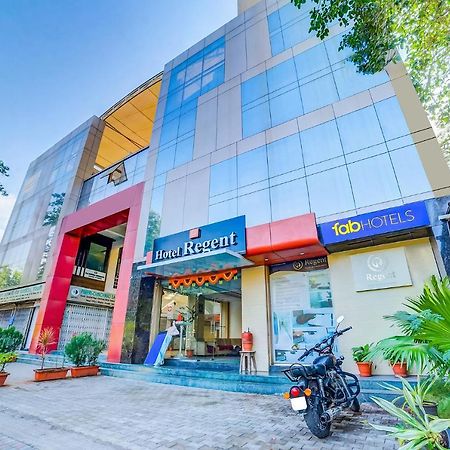 FabHotel Regent Inn Pimpri-Chinchwad Exterior foto